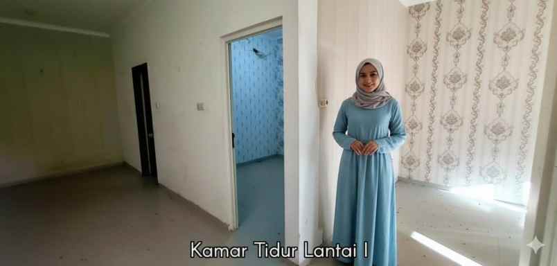 dijual rumah royal paka residence