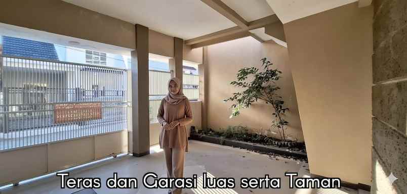 dijual rumah royal paka residence