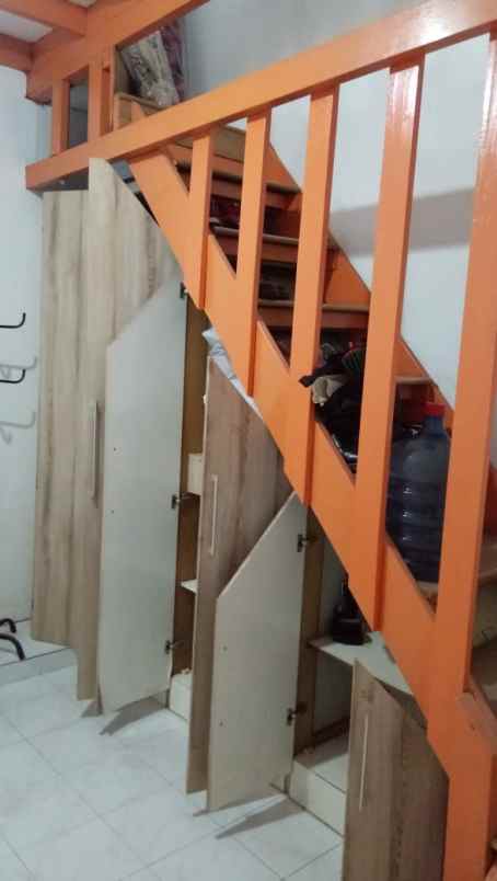 dijual rumah rumah keren area galaxy