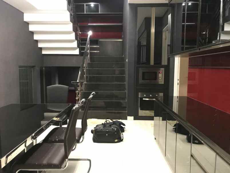 dijual rumah rumah mewah sejuk resort