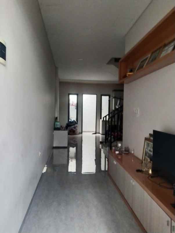 dijual rumah rumah wonorejo selatan