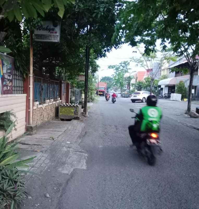 dijual rumah rungkut