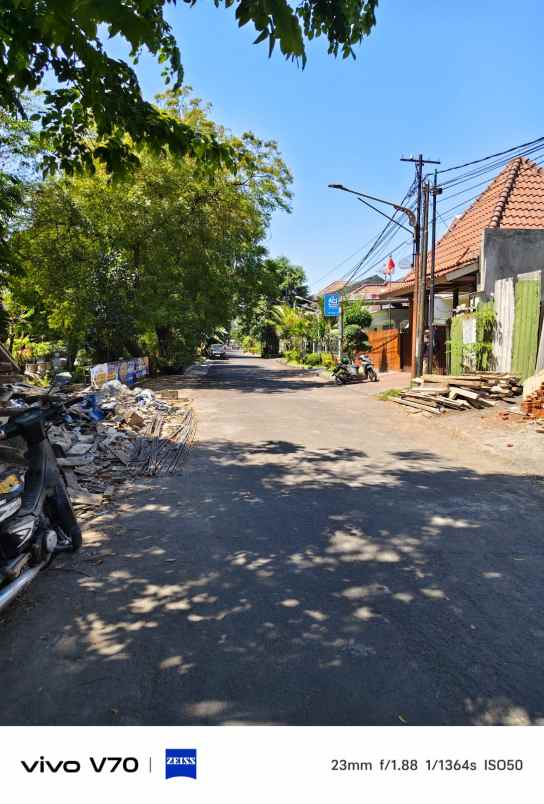 dijual rumah rungkut