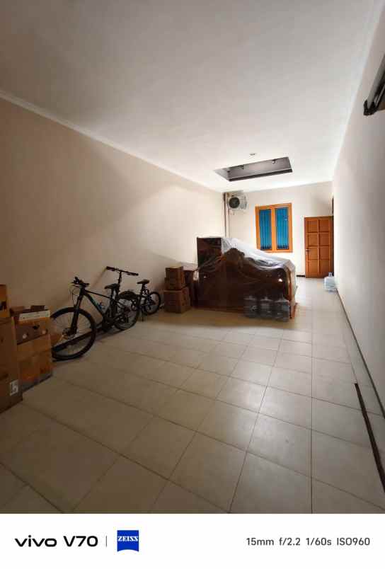 dijual rumah rungkut