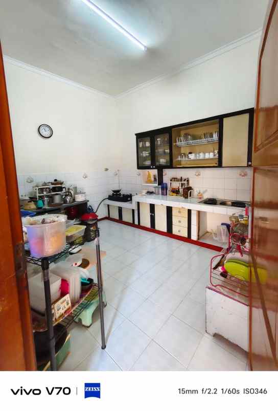 dijual rumah rungkut
