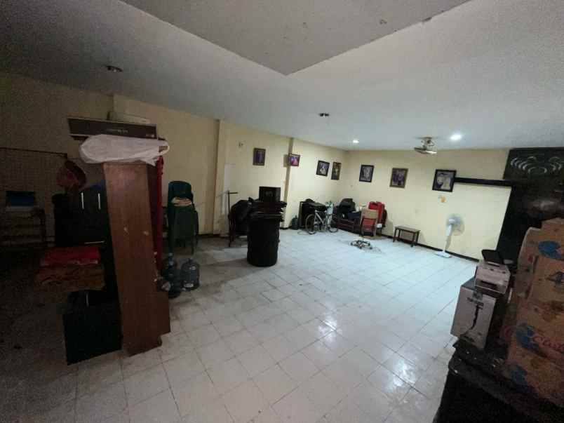 dijual rumah rungkut asri