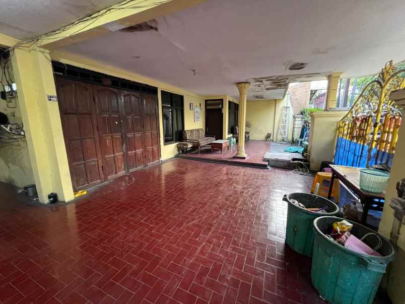 dijual rumah rungkut asri