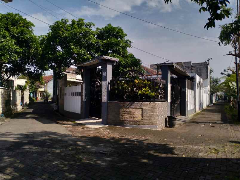 dijual rumah sekarpuro pakis malang