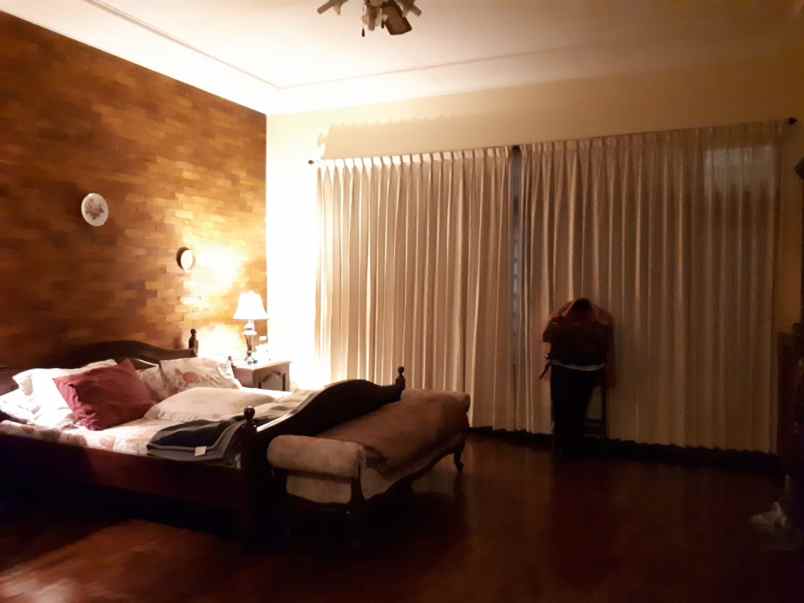 dijual rumah setiabudi sayap