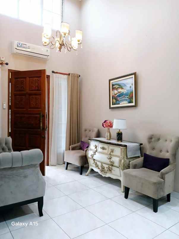 dijual rumah siap huni di citragran cibubur
