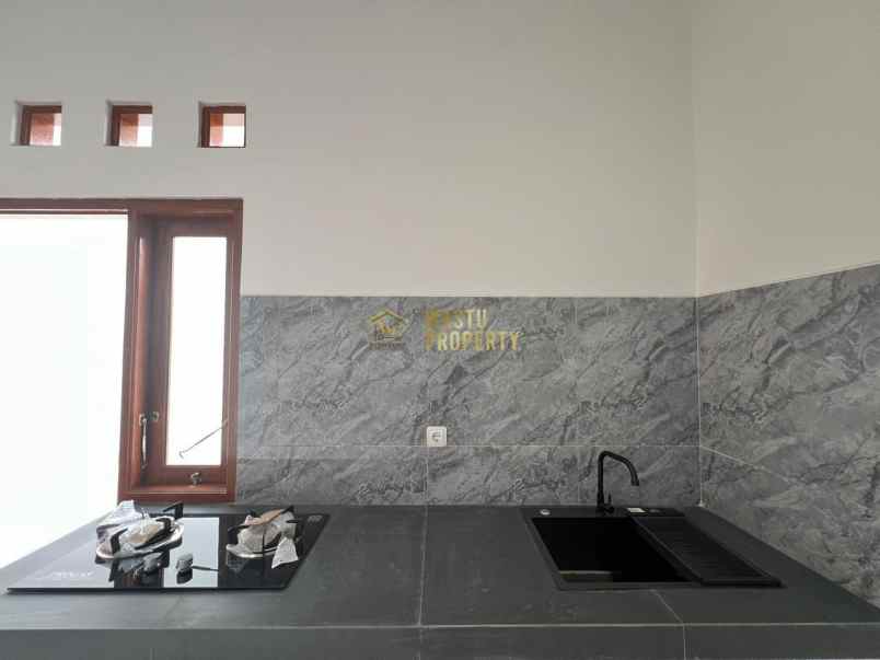 dijual rumah sidoarum godean