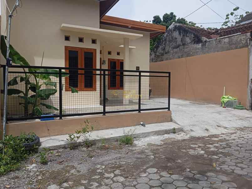 dijual rumah srimartani piyungan bantul