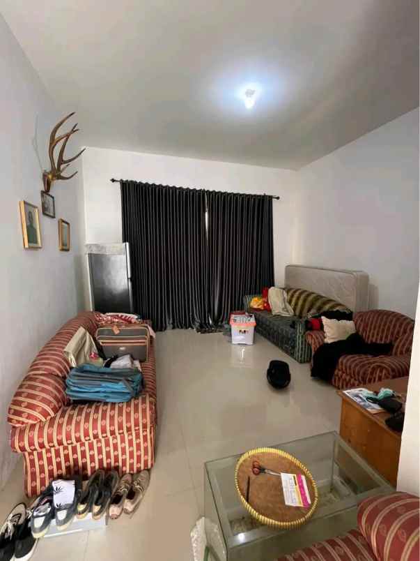 dijual rumah stadion maguwoharjo