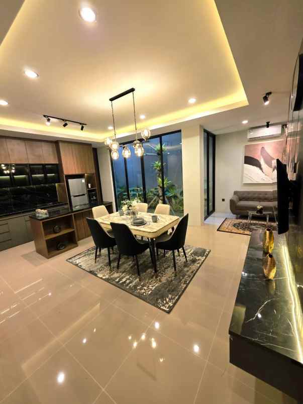 dijual rumah stadion maguwoharjo