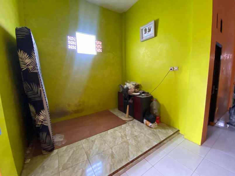 dijual rumah strategis di kebomas gresik