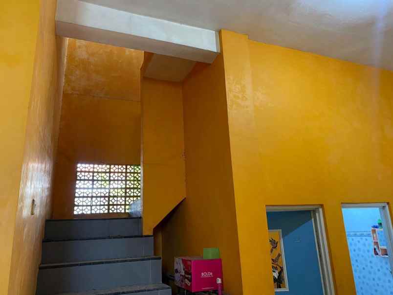 dijual rumah strategis di kebomas gresik