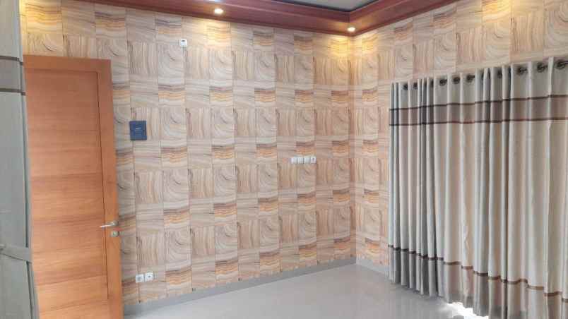 dijual rumah studio alam tvri