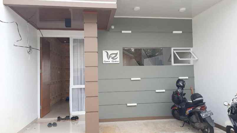 dijual rumah studio alam tvri