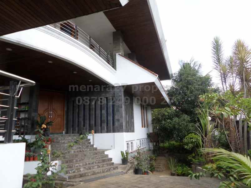 dijual rumah sukajadi