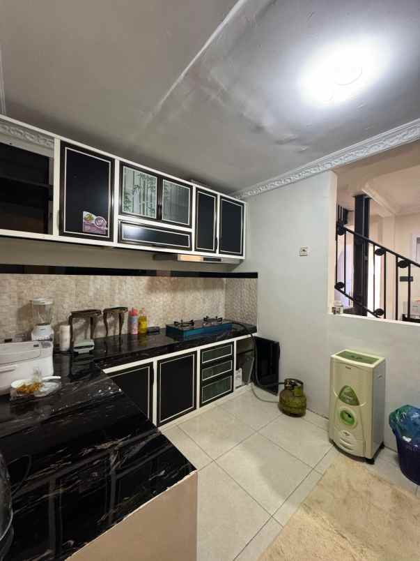 dijual rumah sulfat blimbing kota malang