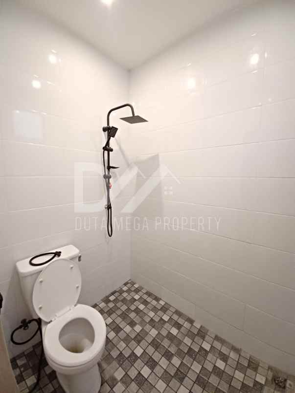 dijual rumah super cantik di bsd city