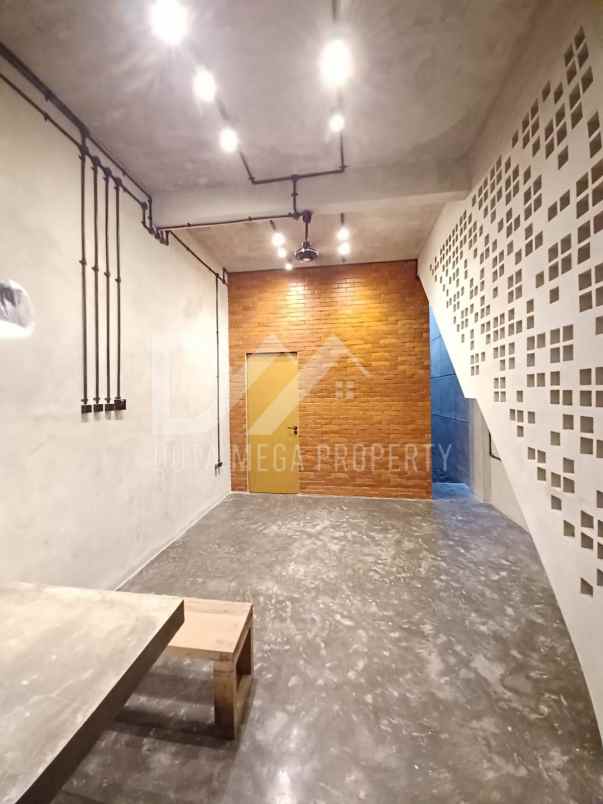 dijual rumah super cantik di bsd city
