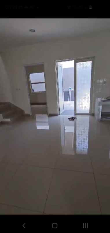 dijual rumah suvarna sutera cluster bahana