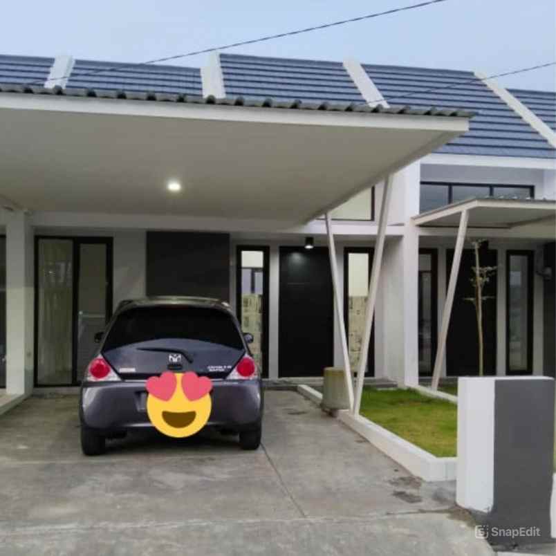 dijual rumah taman