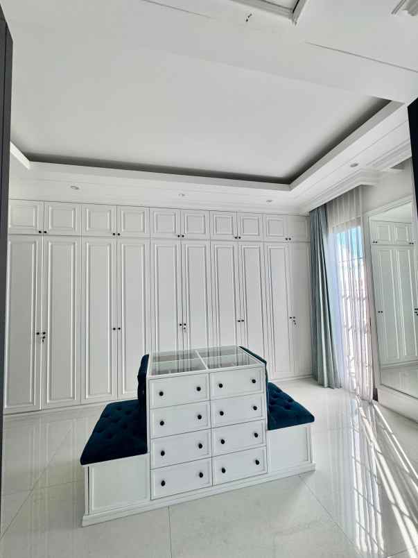 dijual rumah taman golf citraland