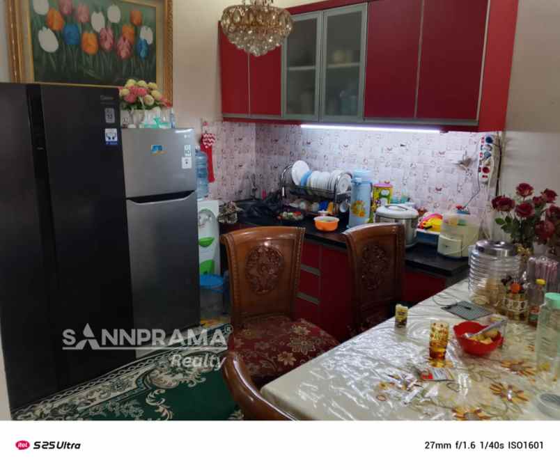 dijual rumah tanah baru beji depok