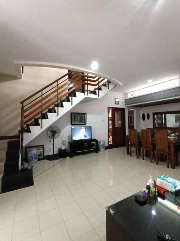 dijual rumah tebet