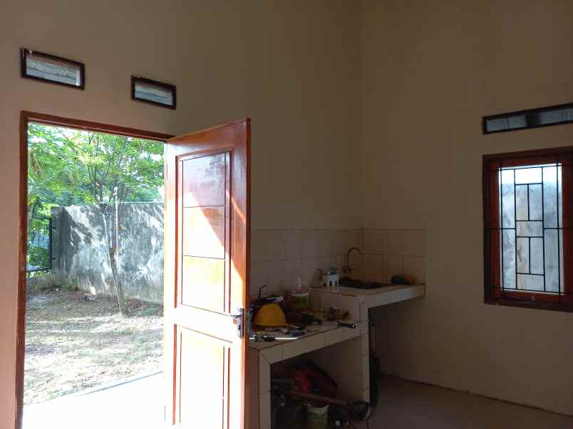 dijual rumah townhouse kintamani jl at