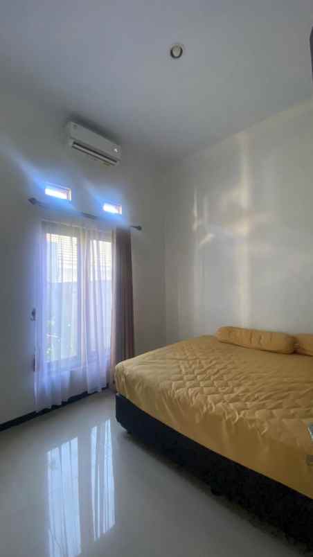 dijual rumah umy