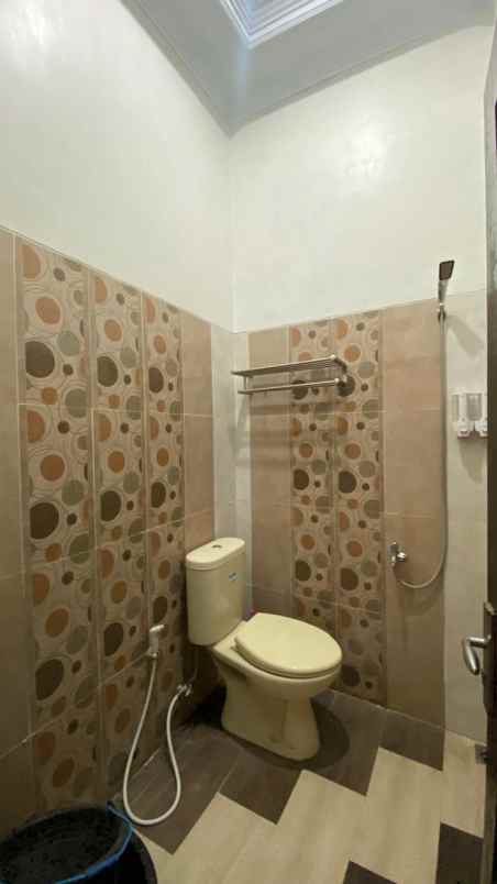 dijual rumah umy