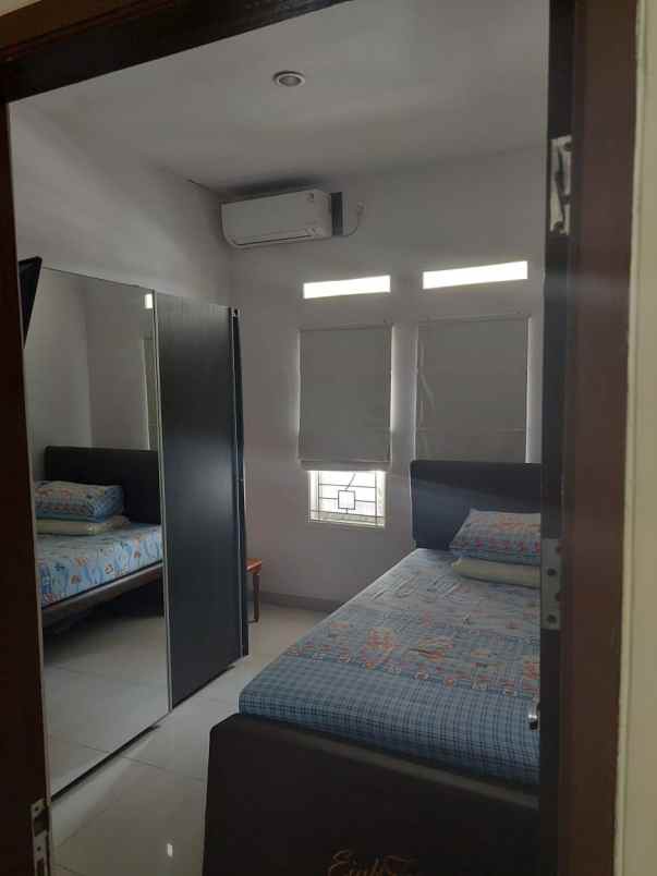 dijual rumah villa bintaro indah