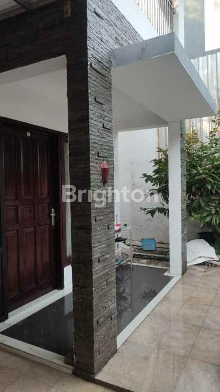 dijual rumah villa kalijudan