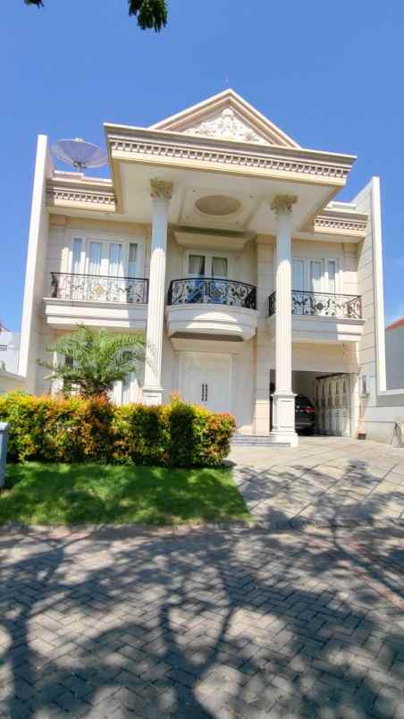 dijual rumah virginia regency