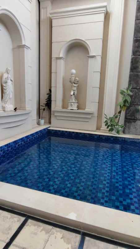 dijual rumah virginia regency