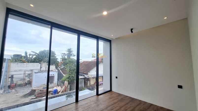 dijual rumah wedomartani