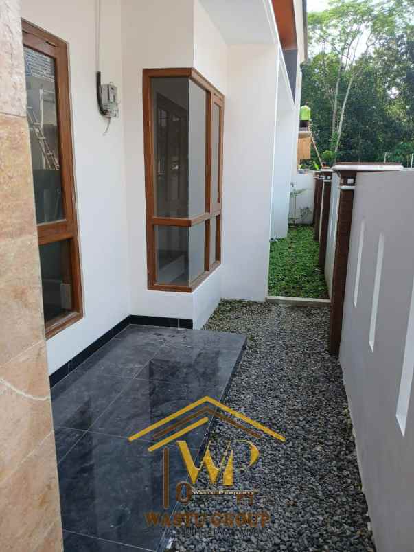 dijual rumah widodomartani