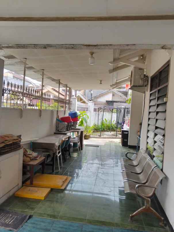 dijual rumah wisma permai
