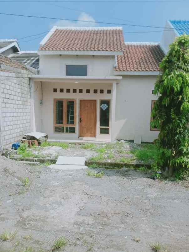 dijual rumah wlingi kabupaten blitar
