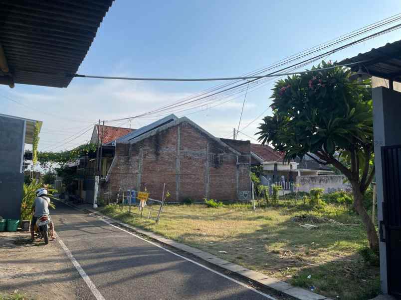 dijual tanah jalan gubernur suryo gang