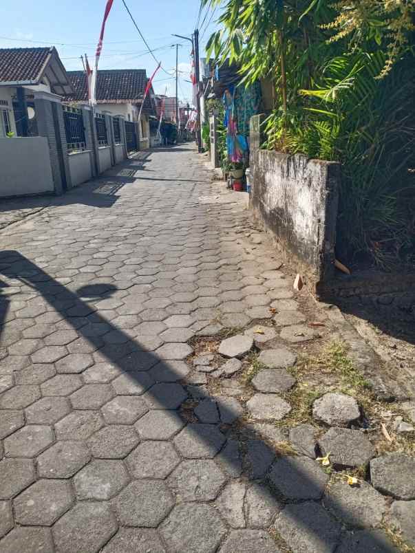 dijual tanah jalan kaliurang km 7