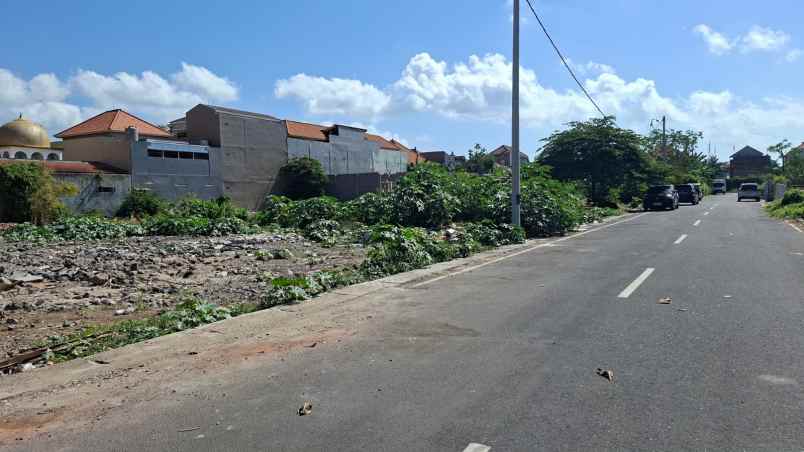 dijual tanah jalan raya kuta sunset road