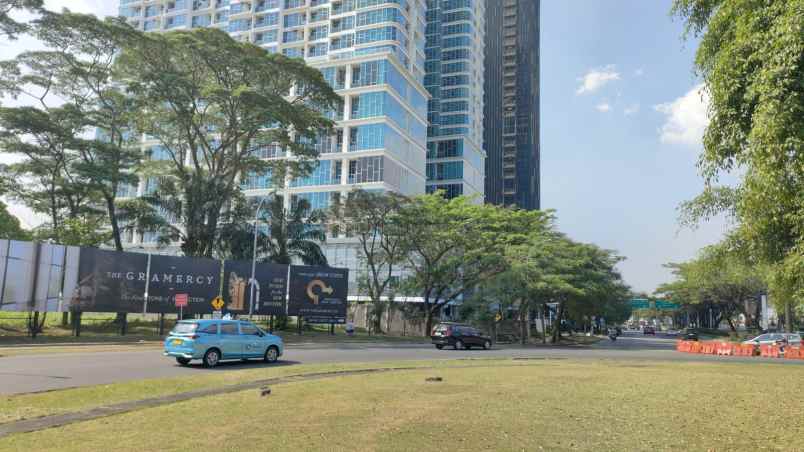 dijual tanah jl alam sutera boulevard
