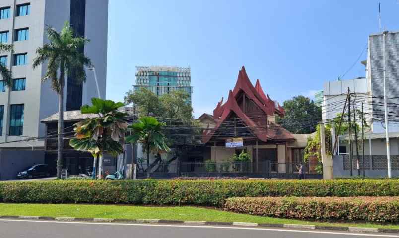 dijual tanah jl raya cut mutia menteng