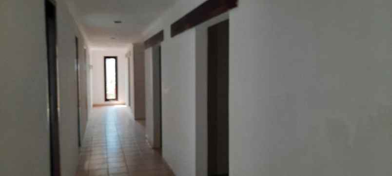 dijual tanah jl raya cut mutia menteng