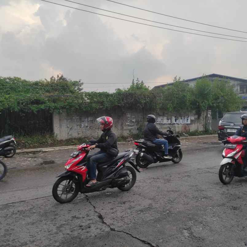 dijual tanah jl raya dayeuh kolot moch toha