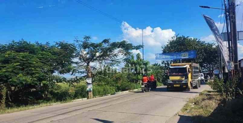 dijual tanah samping summarecon crown